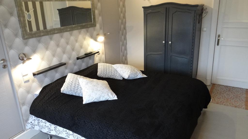B&B Le Bonimenteur Шарлероа Екстериор снимка