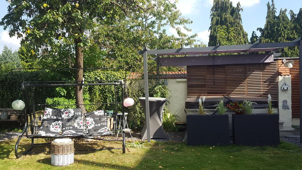 B&B Le Bonimenteur Шарлероа Екстериор снимка
