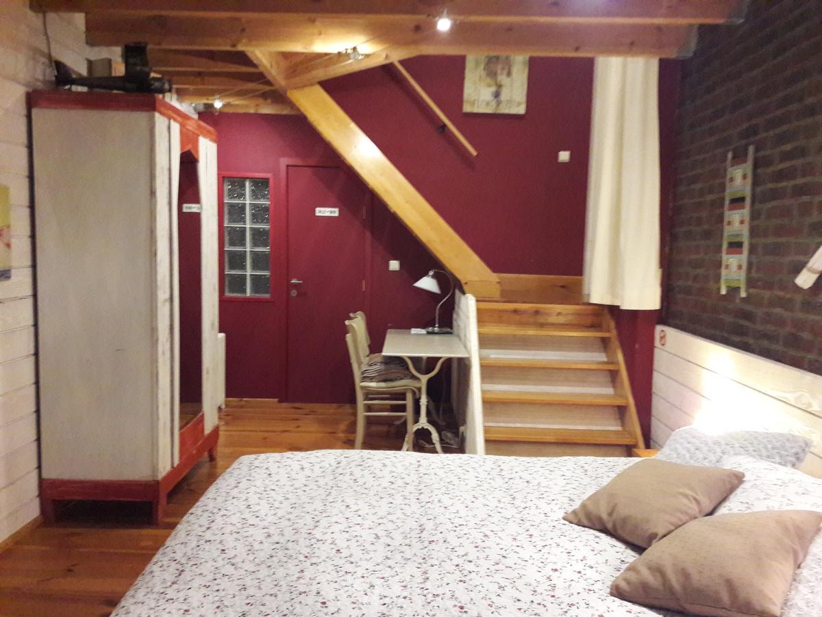 B&B Le Bonimenteur Шарлероа Екстериор снимка